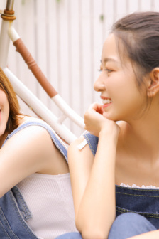 女人全透明内衣